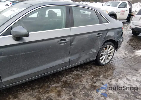 2015 Audi A3 2.0T Premium z USA, uszkodzony, nr VIN WAUEFGFF5F1007938